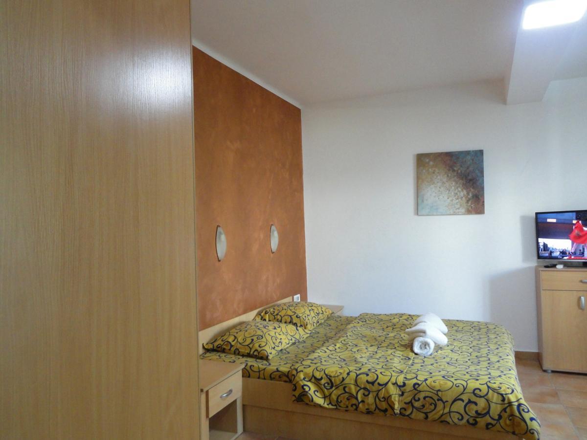 Apartment Mare Budva